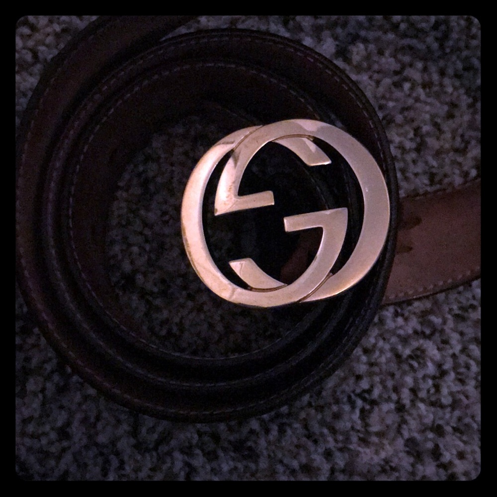 Black Gucci belt - Picture 1 of 3